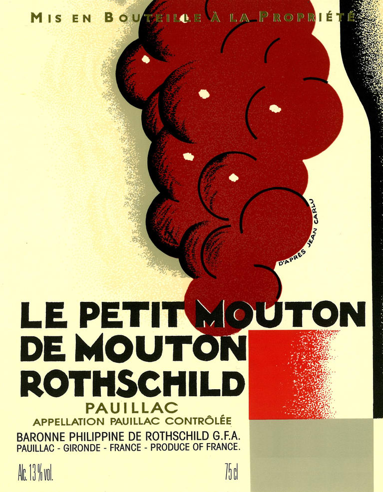 Flat front label of wine