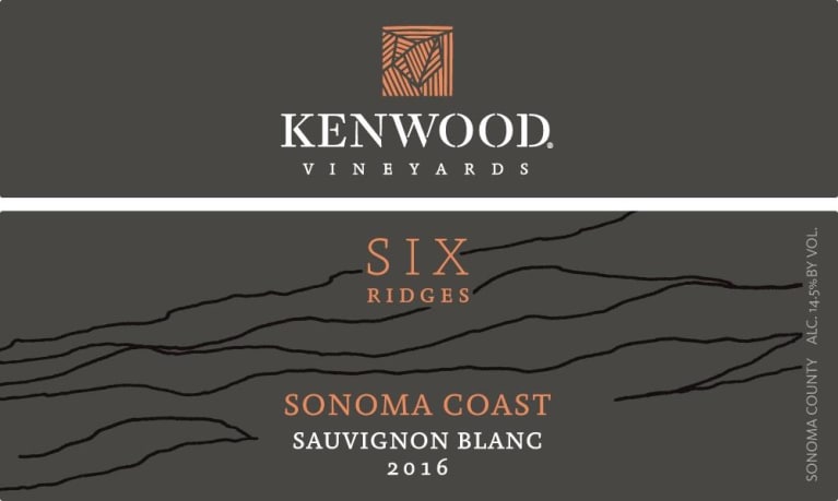 Flat front label of wine