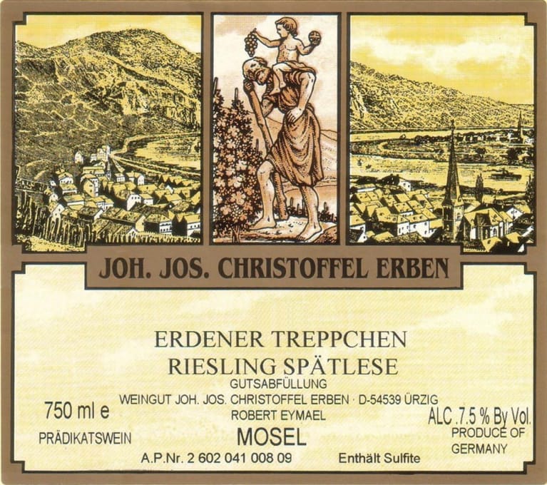 Flat front label of wine