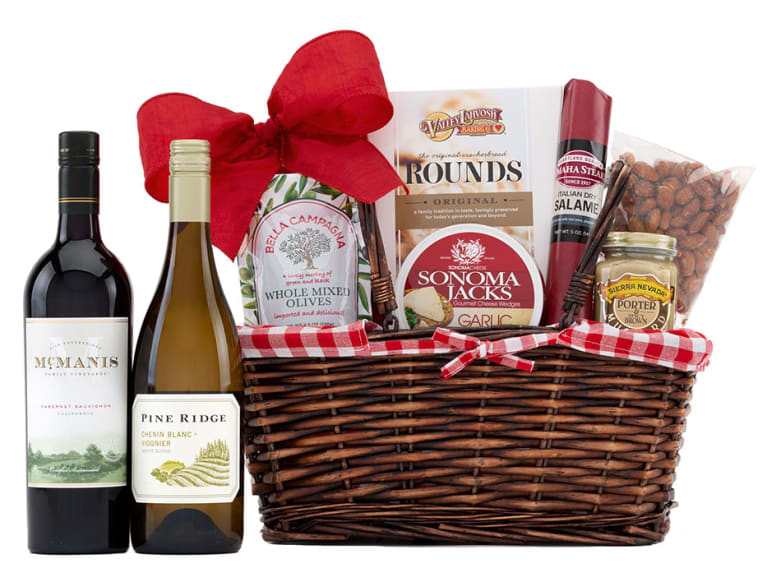 Modern Picnic Basket Wine Gift Set