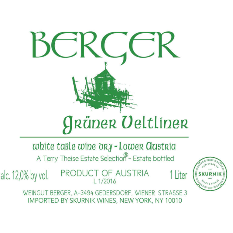 Flat front label of wine